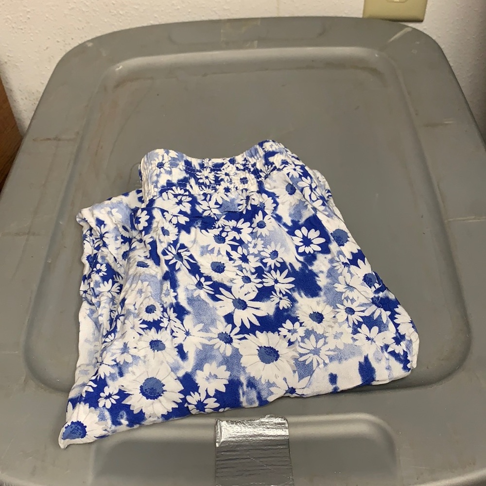 Ponytails Lounge Pants Size 14